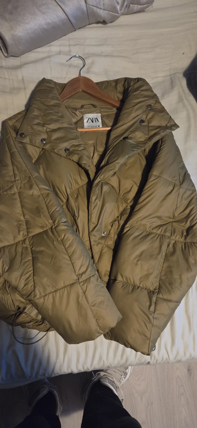 Zara Puffer Jacket - Size M