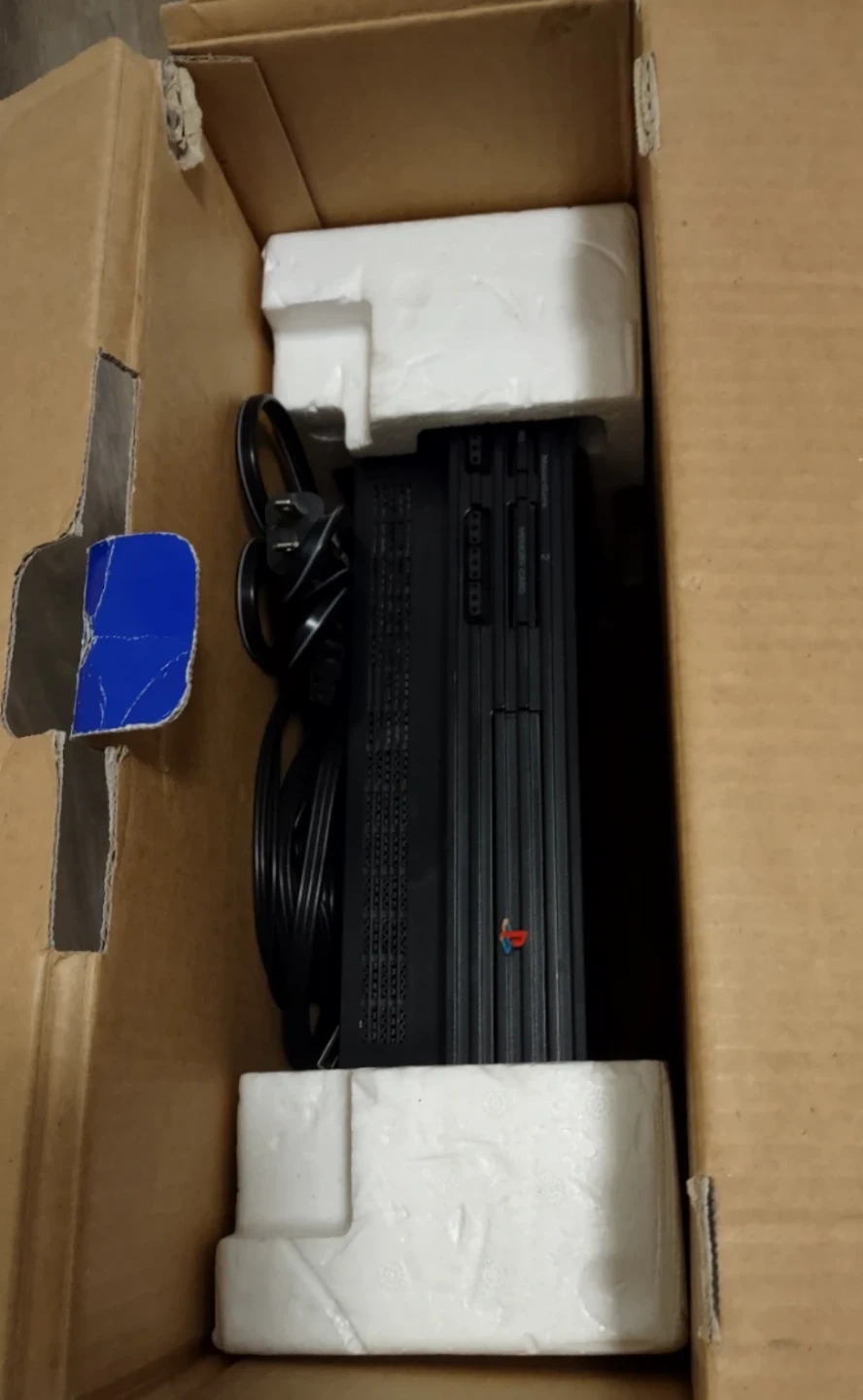 PlayStation 2 Console with 3 games, memory and 2 controllers - photo 4
