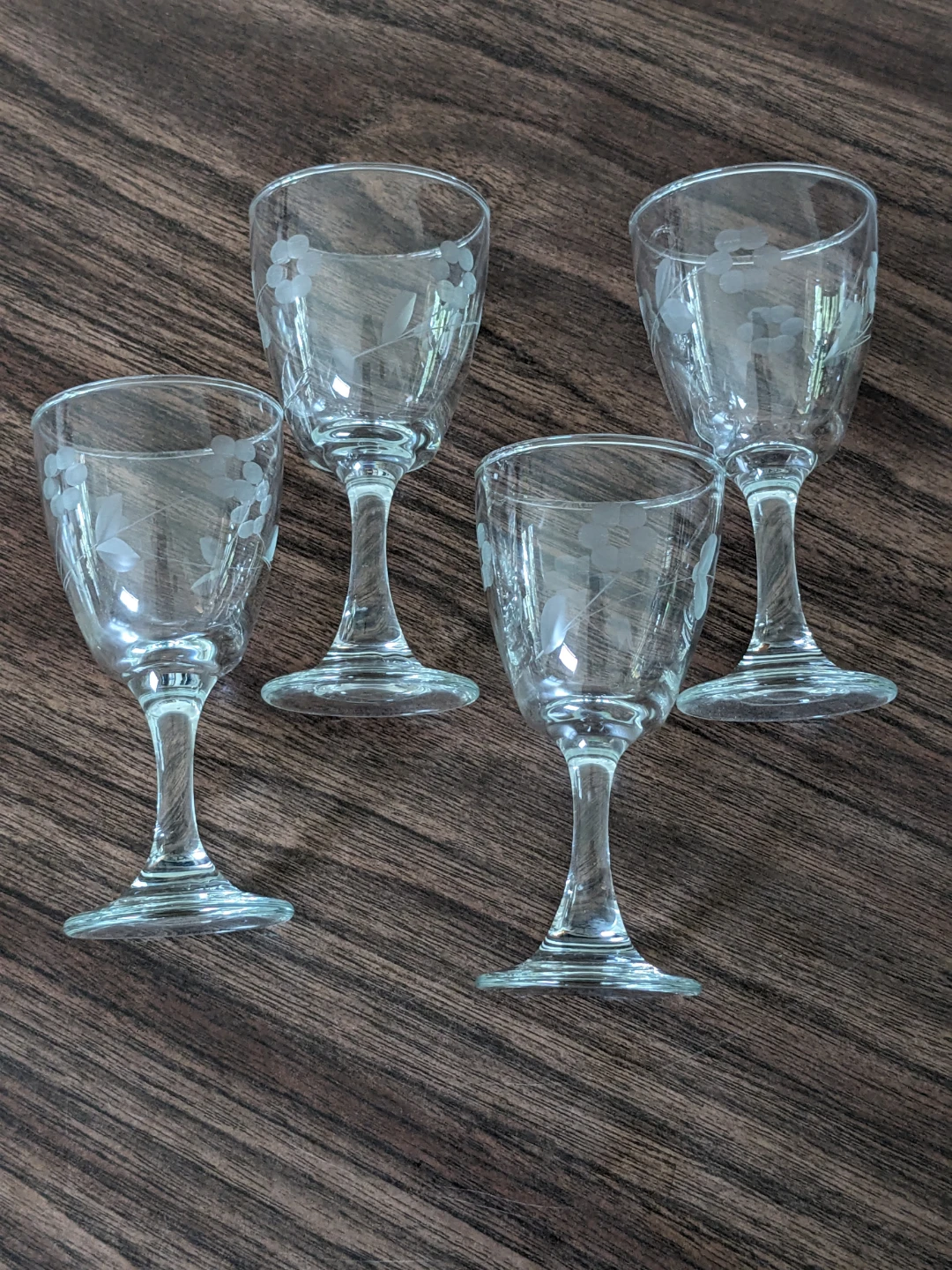 Set of 4 Etched Glass Cordial Glasses - photo 2