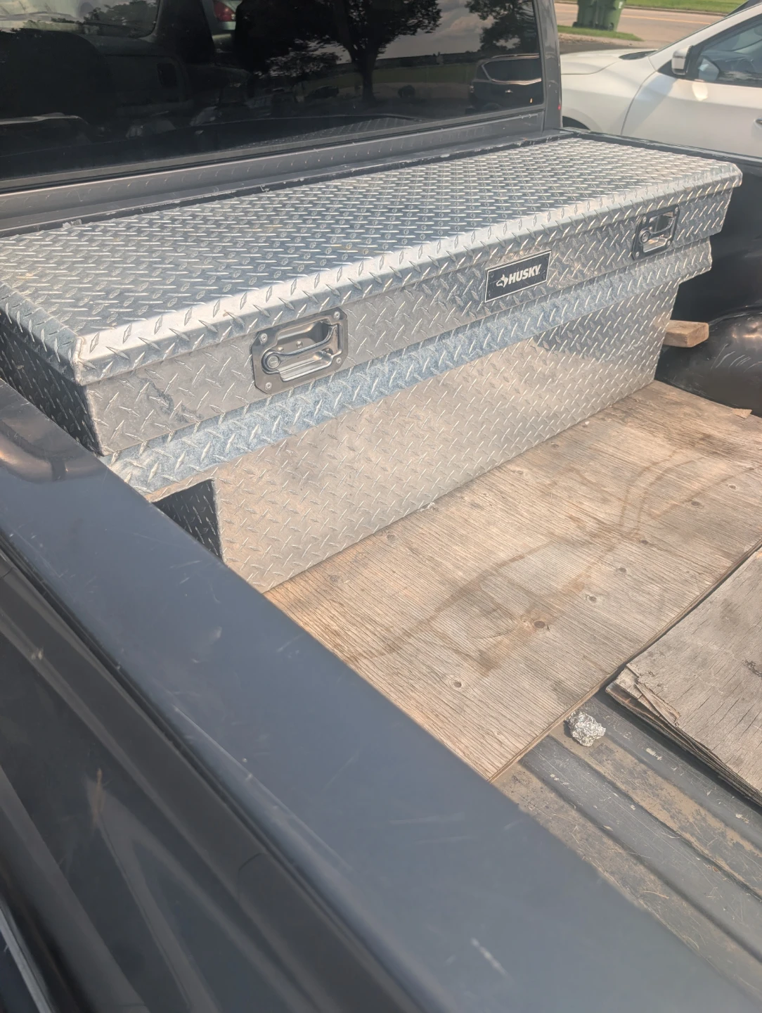 Truck toolbox
