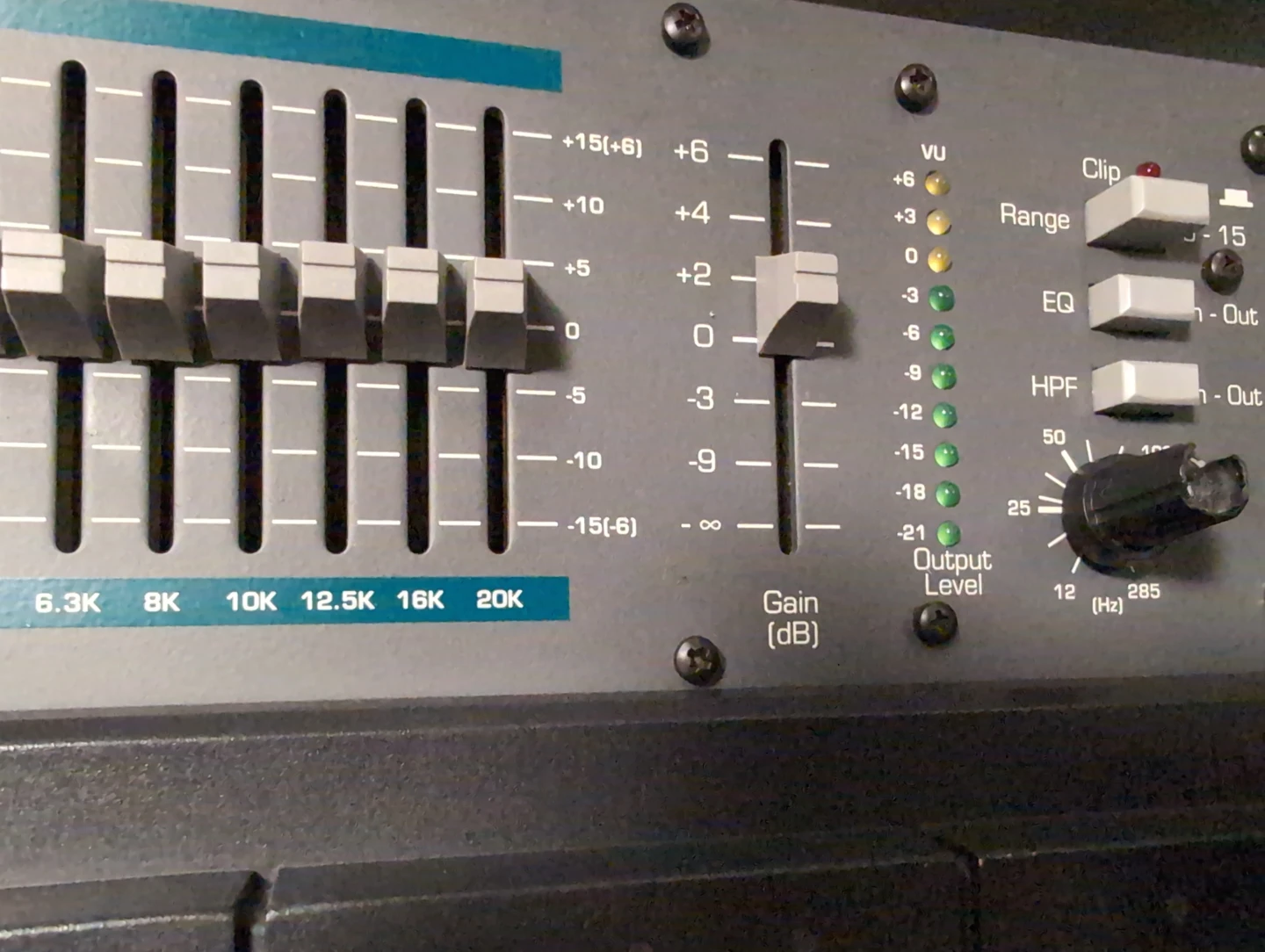 Ashly GQx Series Model 3101 Third Octave Graphic Equalizer - photo 3
