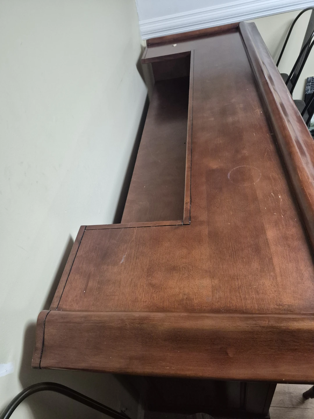 Wooden Bar with Stools - photo 3
