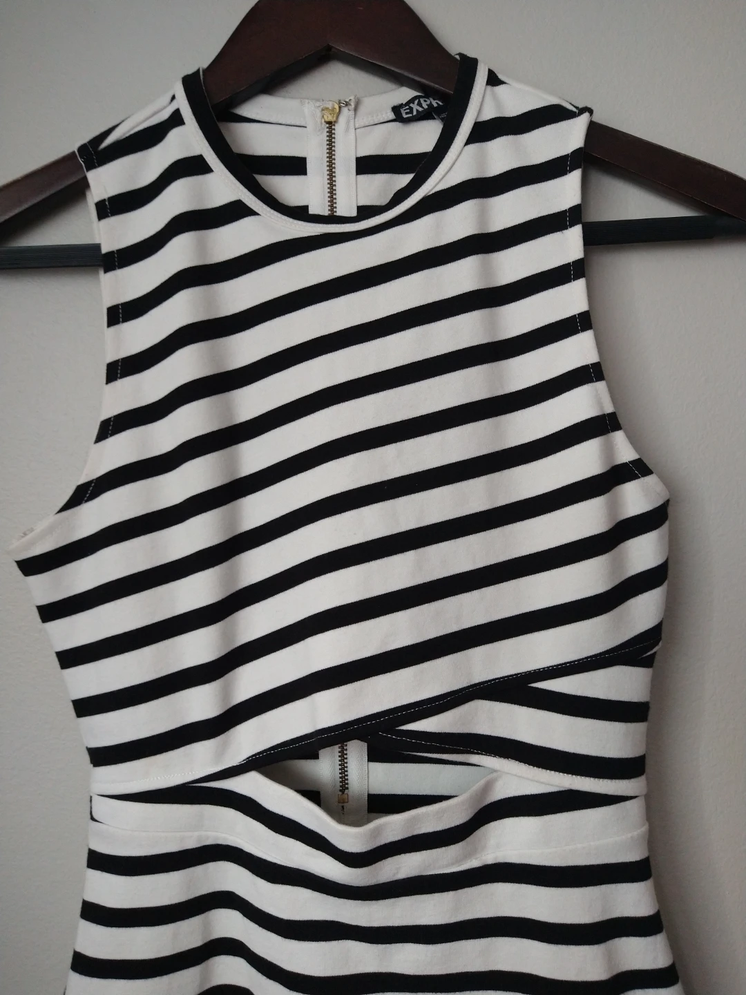 Express Black & White Striped Bodycon Dress Size 0 - photo 5