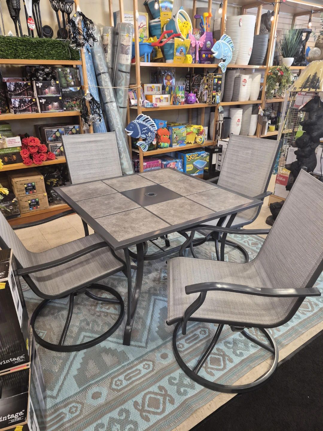 New 5 piece Outdoor Dining Set with 4 Swivel Chairs - photo 4
