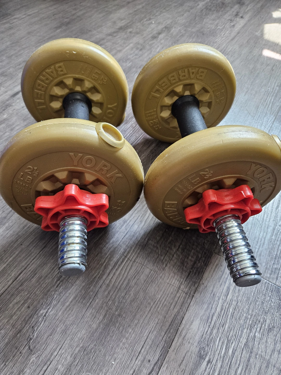 York 2 1/2  lb Dumbbells - photo 3