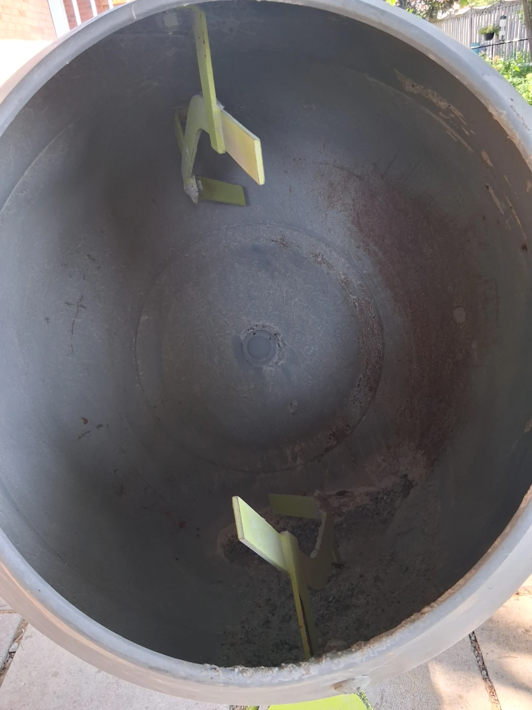 Ryobi RMX001 cement Mixer - photo 3