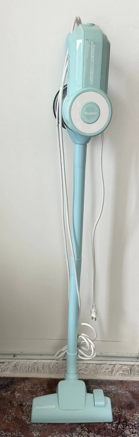 Roomie Corded Stick Vacuum