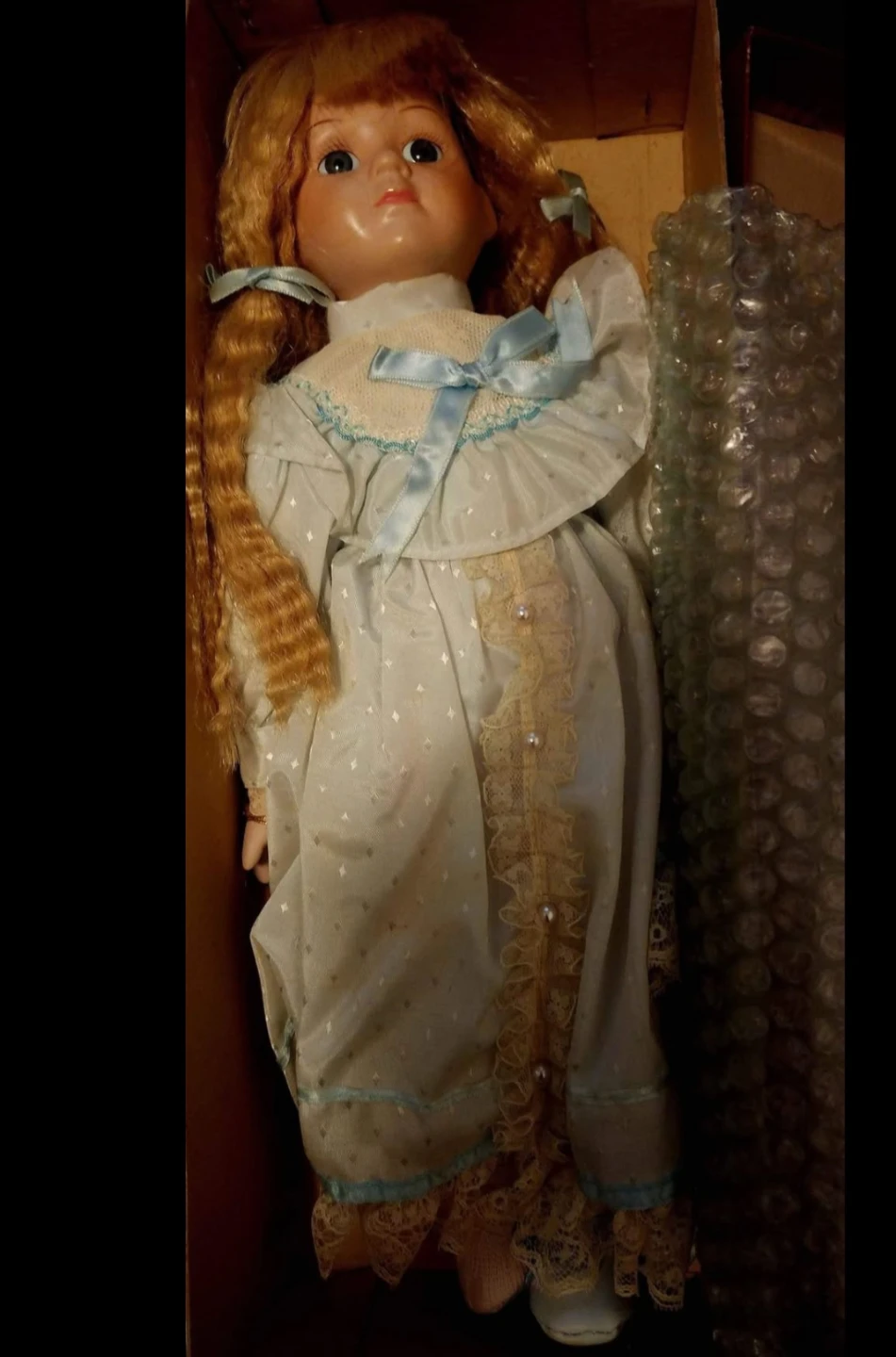 Collectible Porcelain Doll 40 each - photo 4