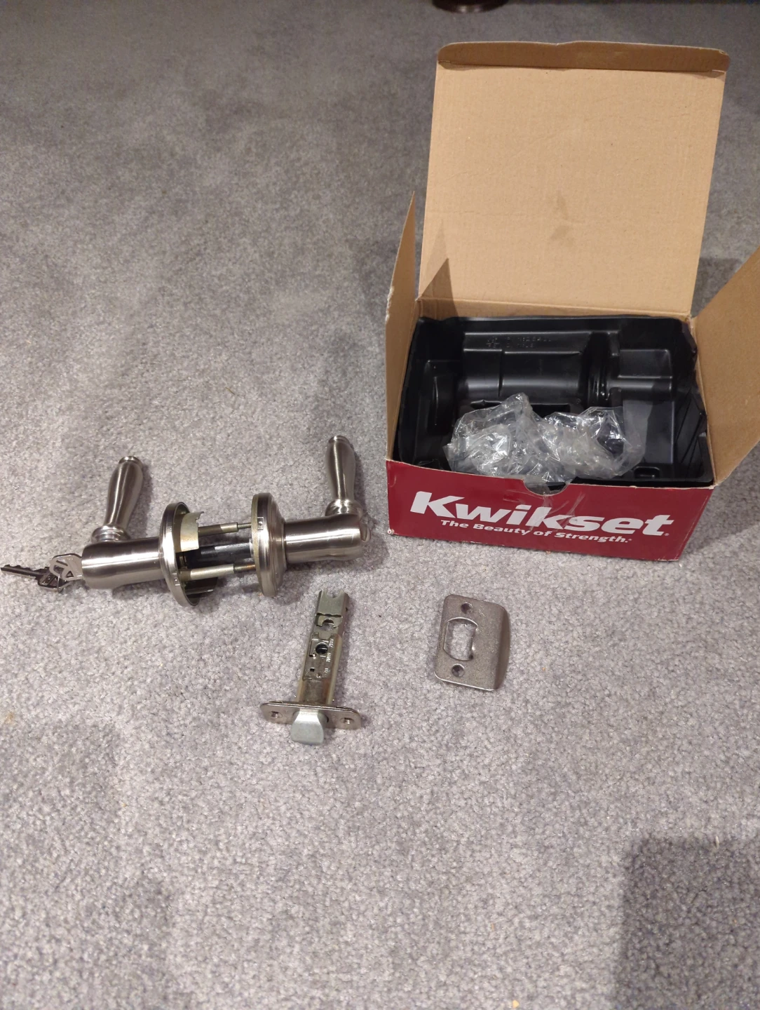 Kwikset Satin Nickel Entry Door Lockset