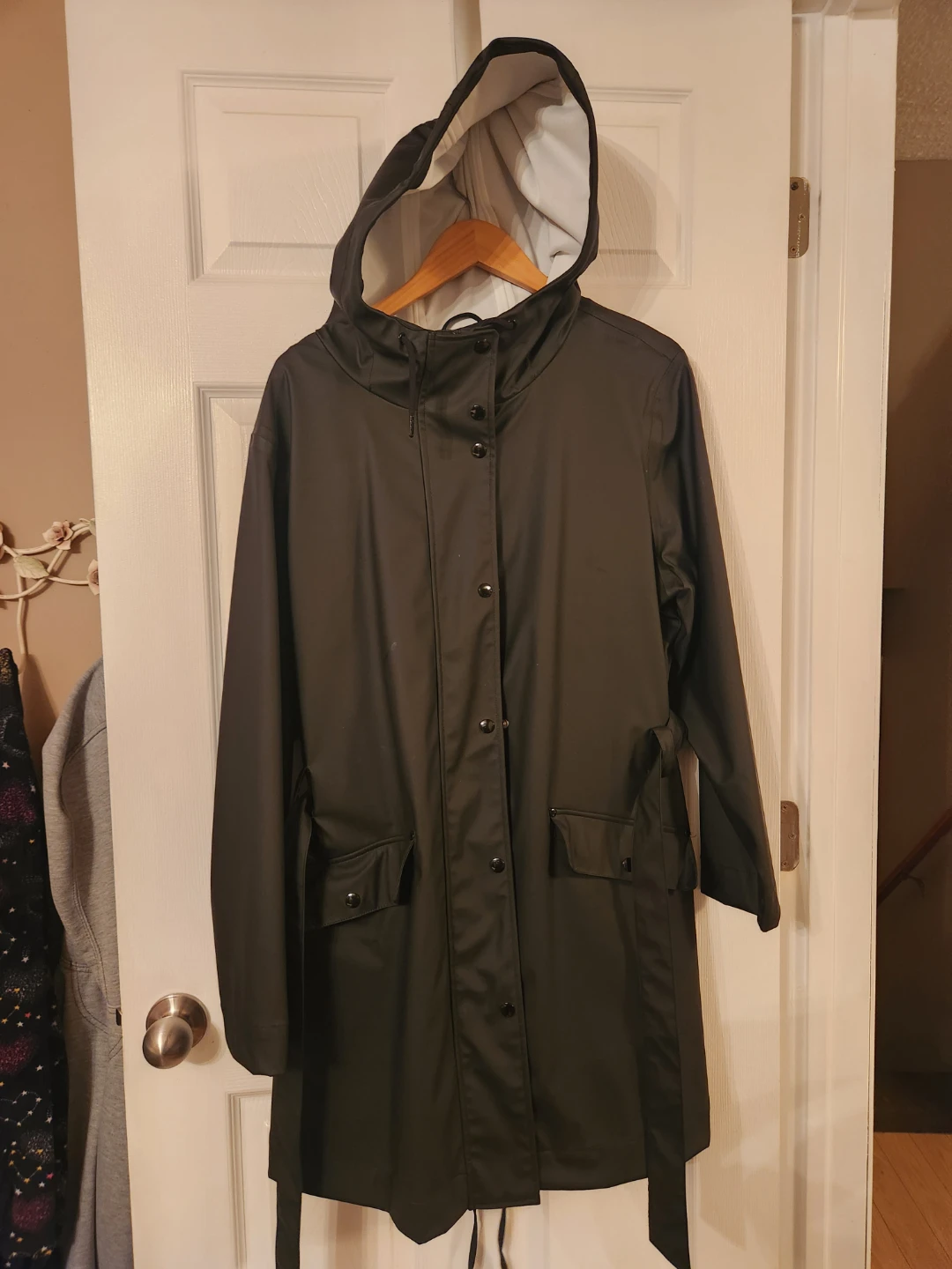 Joe Fresh+ Black Hooded Raincoat Size 1X