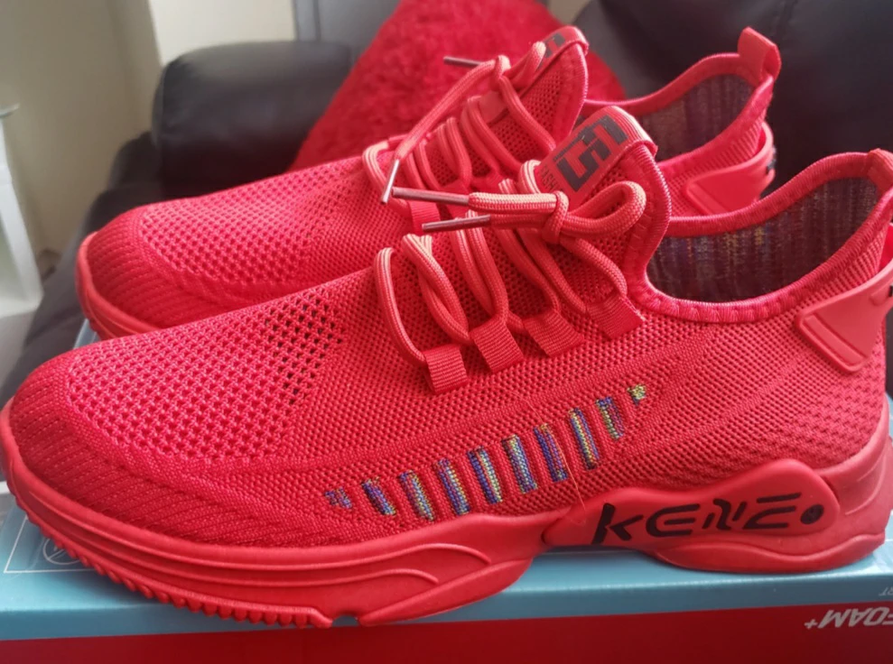 Brand new Kensie Red FS Fashion Sneakers