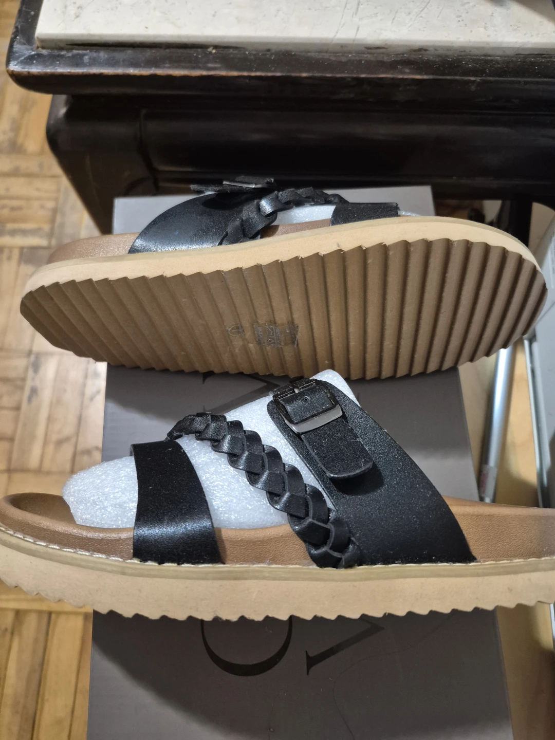 Crown Vintage Size 7 Black Wmns Sandals - photo 5