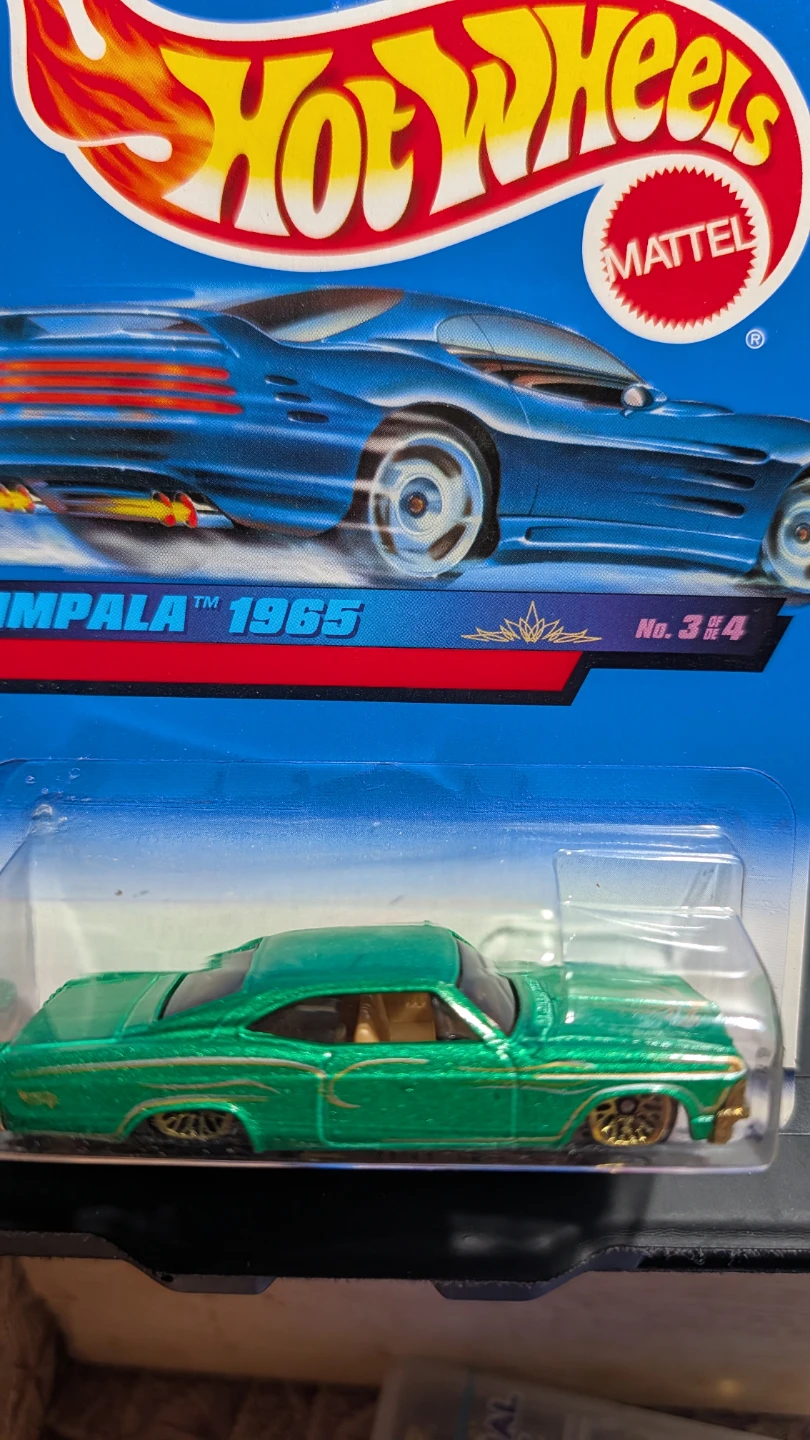 Hot Wheels 1965 Impala Diecast Car - photo 2
