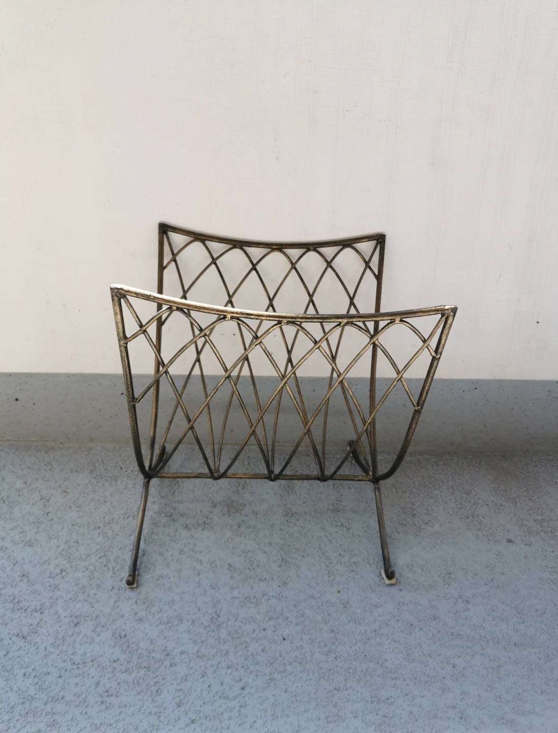 Vintage Mid Century Metal Magazine Rack Holder - photo 5