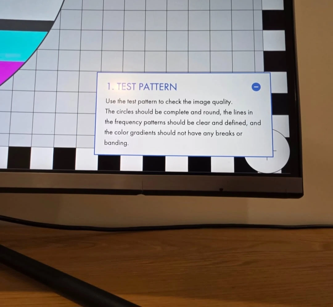 Samsung Curved 32" 4K monitor - photo 3