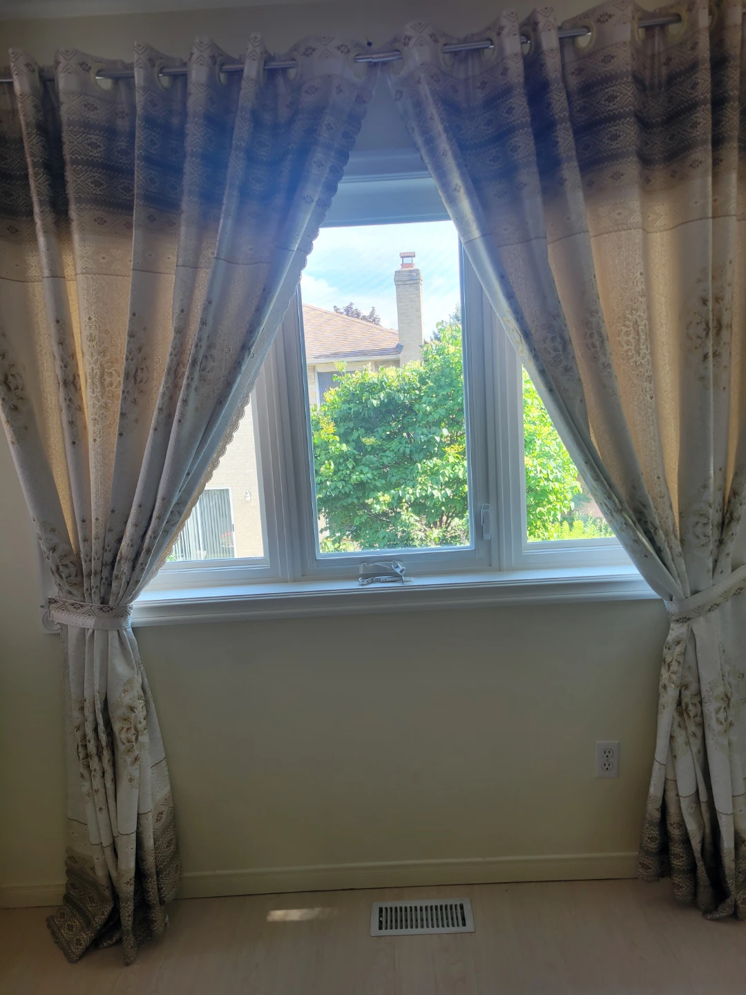 Luxury Decorative Grommet Curtains - Cream/Gold Pattern - photo 2