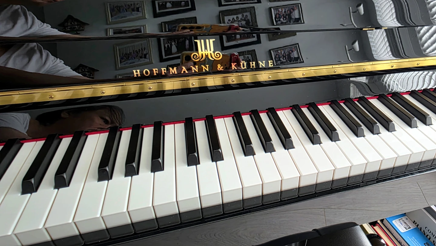 Hoffmann & Kühne Upright Piano - photo 2