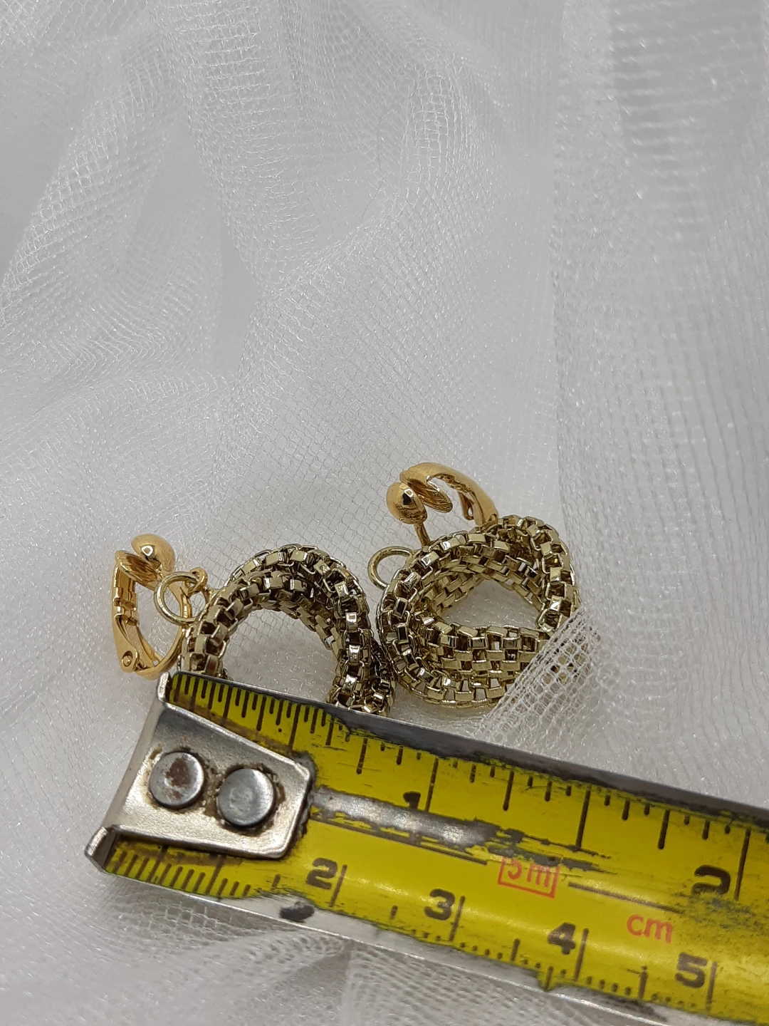 Gold Tone Clip on Vintage Snake chain style loop Earrings - photo 4