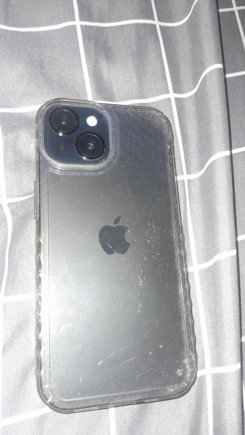 Apple iPhone 15 - photo 2