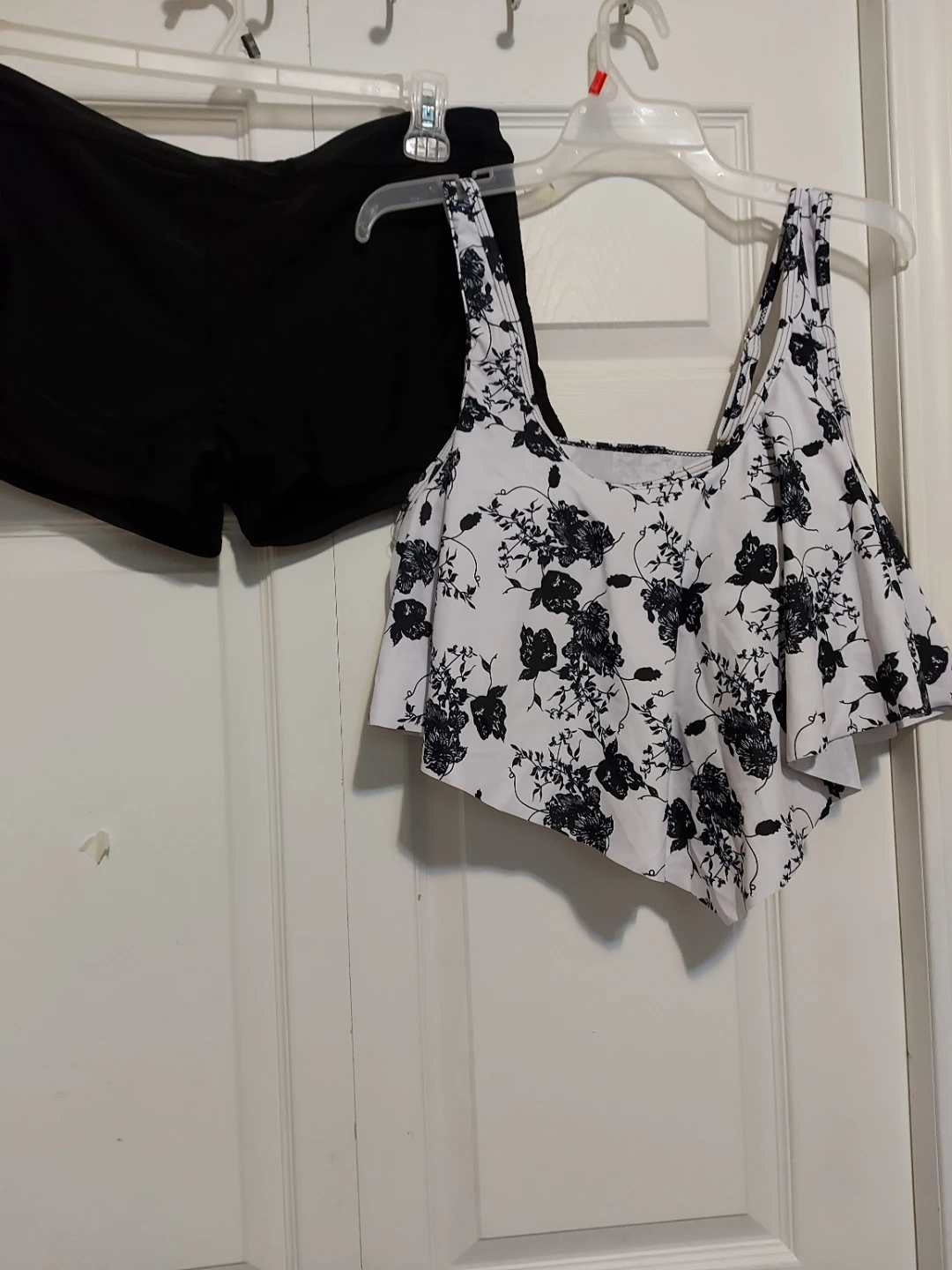 Floral Tankini Swimsuit with Black Shorts - photo 2