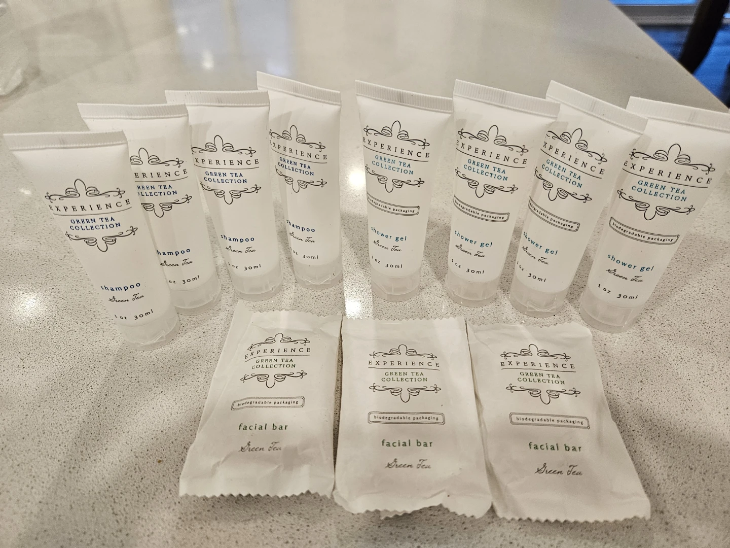 Green Tea Guest Kit + Drift Lotion Set