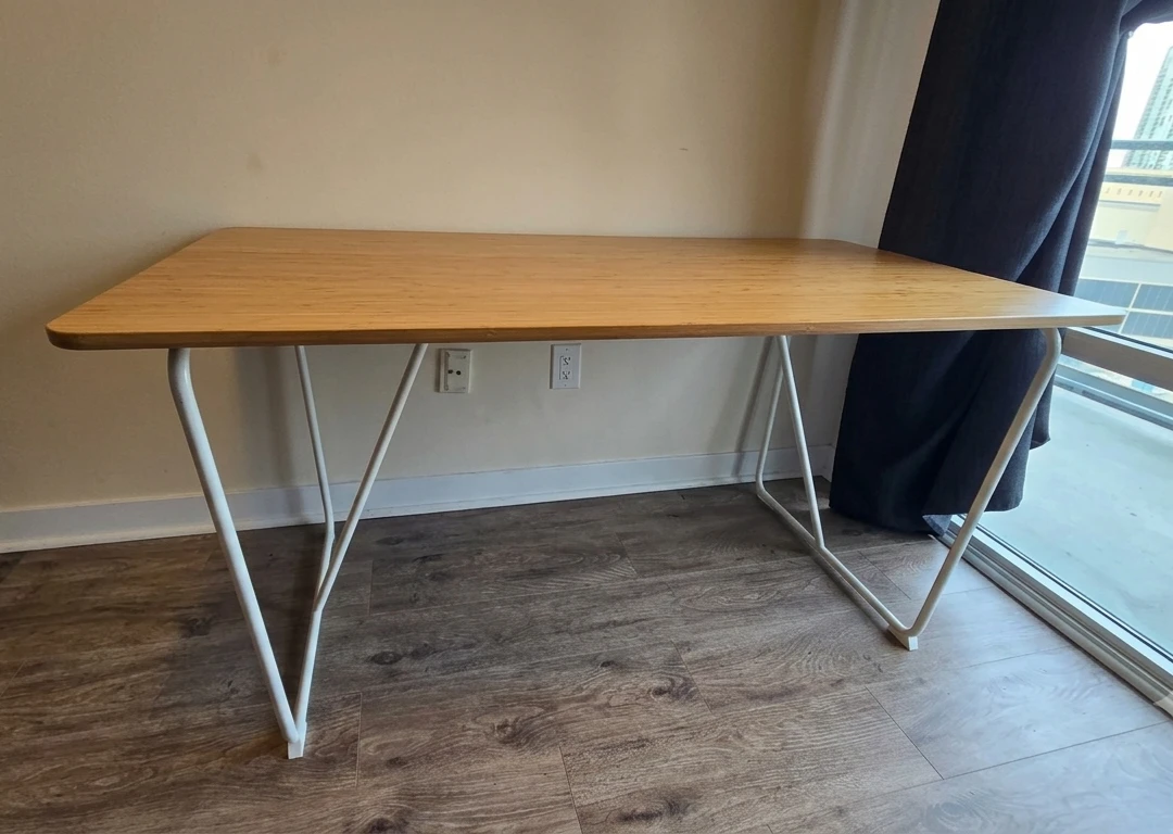 IKEA ÖVRARYD Desk - photo 2
