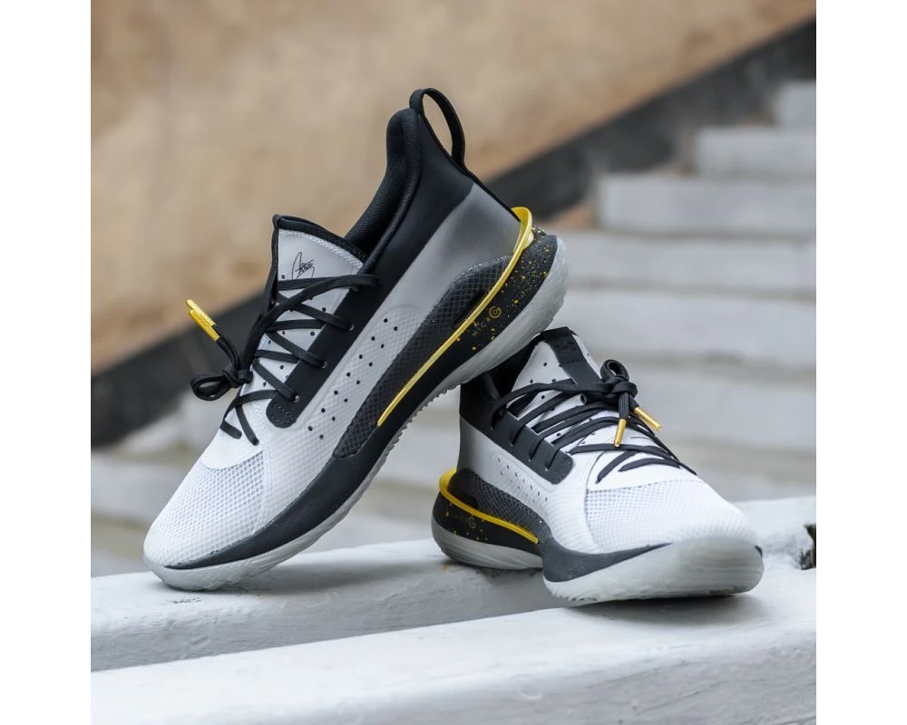 Under Armour Curry 7 Basketball Shoes (11.5)