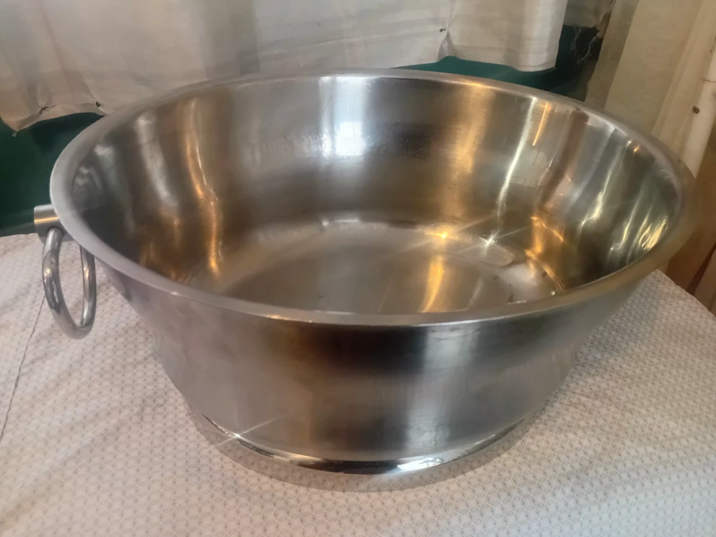 Large Stainless Steel Beverage Tub