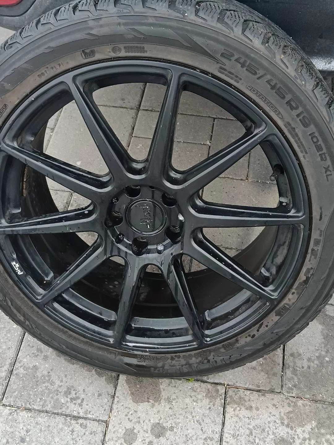 Tire - photo 3