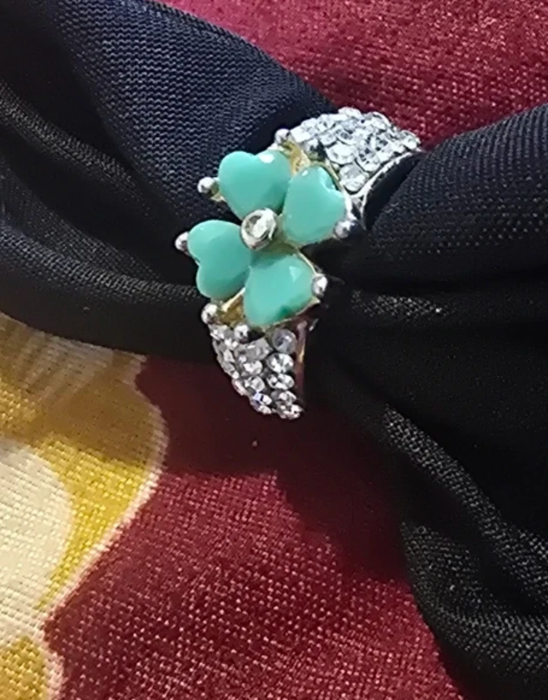 New Sparkly Clover Ring with Turquoise Hearts - photo 2