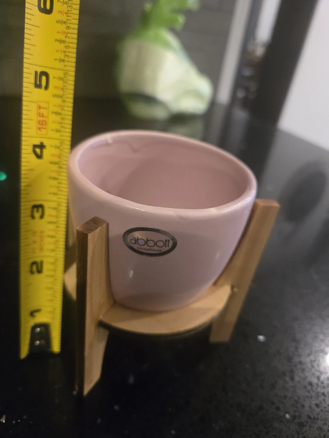 Abbott Pink Ceramic Planter Set with Wooden Stands (Set of 3) - photo 2