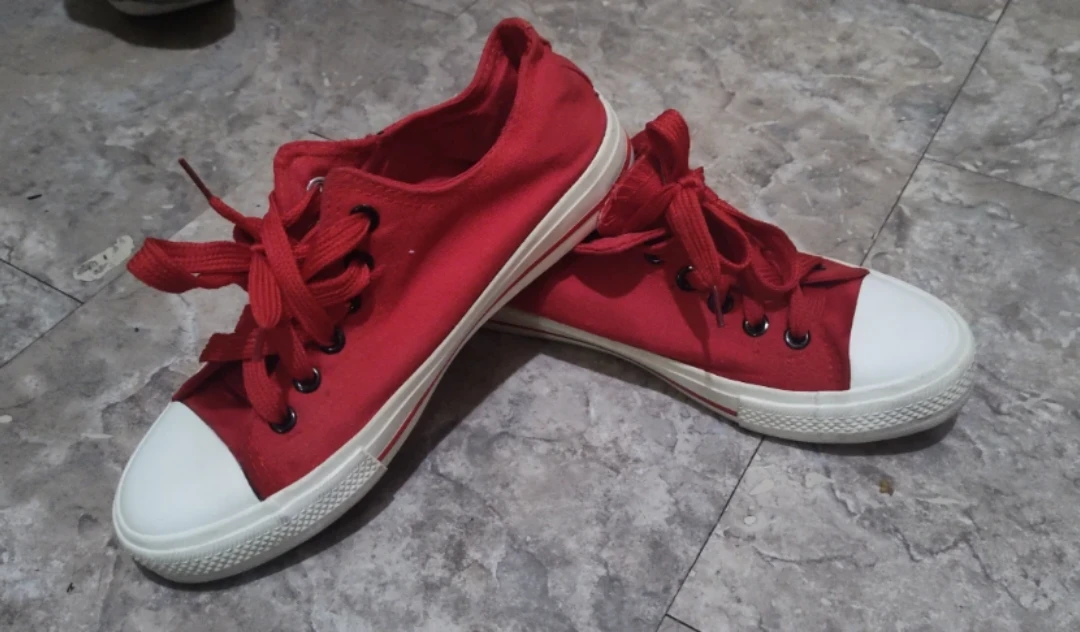 Red Low-Top Sneakers - photo 4