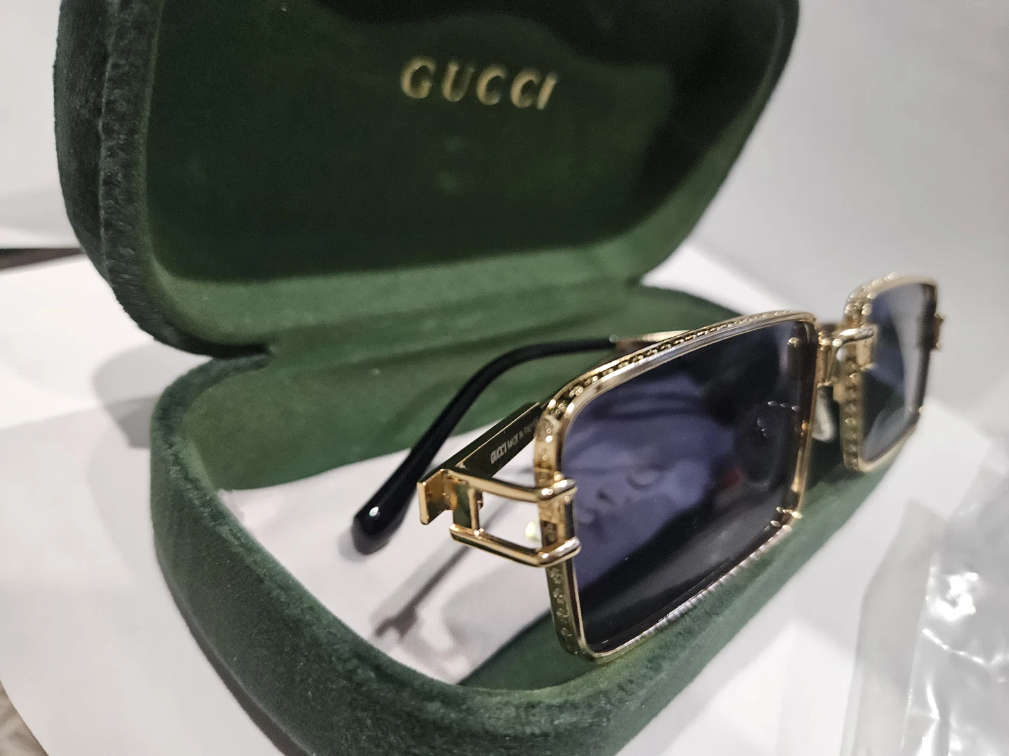 Gucci Square Sunglasses with Case - photo 4