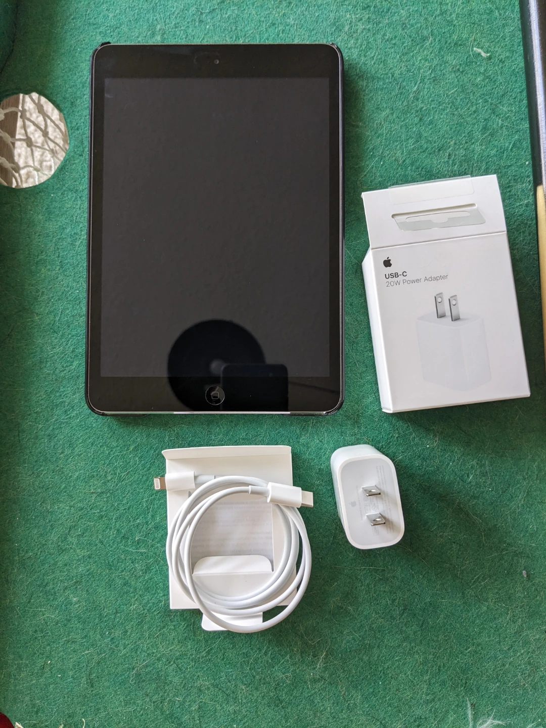 Apple iPad Mini 2 - 64GB, Wi-Fi