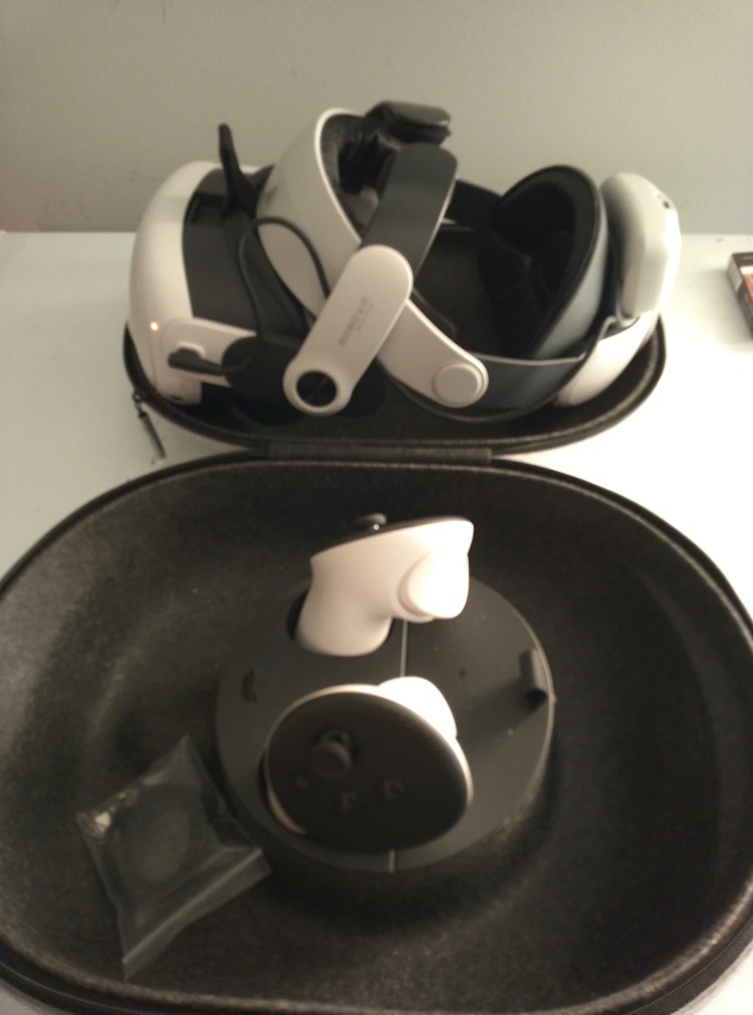 PICO 4 VR Headset with Controllers and Case
