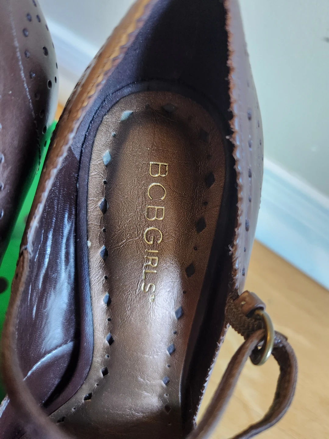 BCBGirls Brown Mary Jane Heels size 35 EU / 4.5 US - photo 2