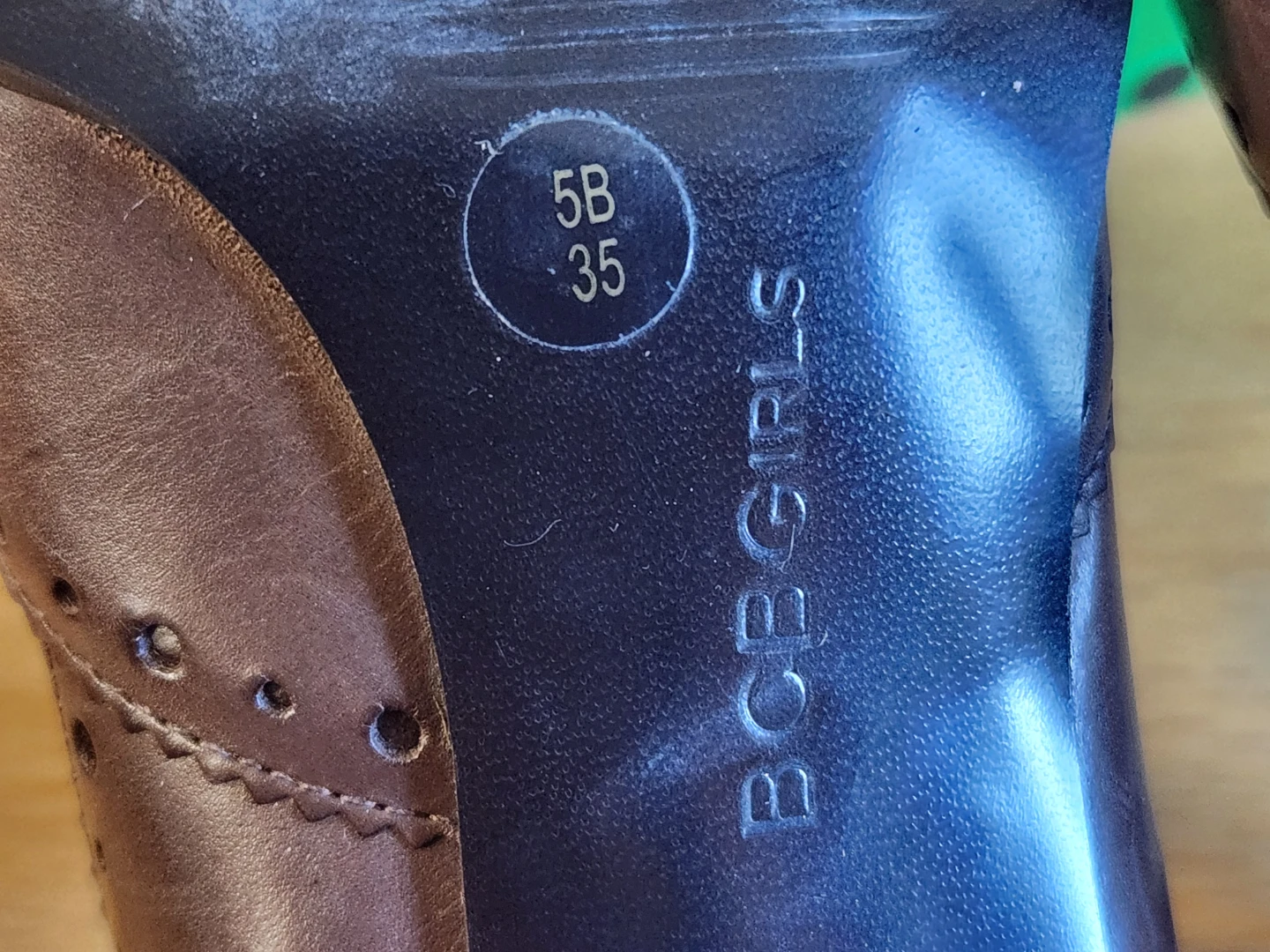 BCBGirls Brown Mary Jane Heels size 35 EU / 4.5 US - photo 3