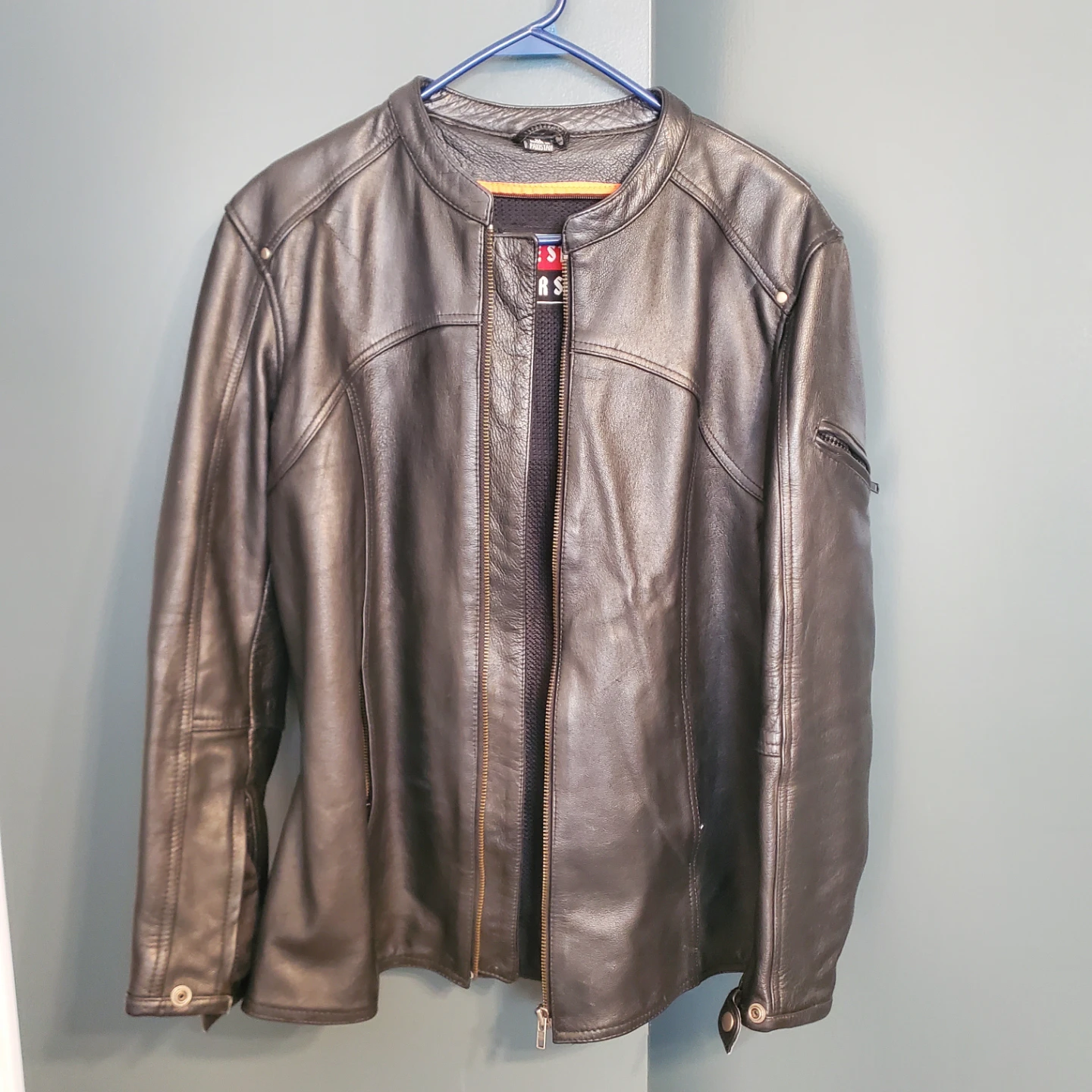 Black Leather Motorcycle Jacket - photo 2