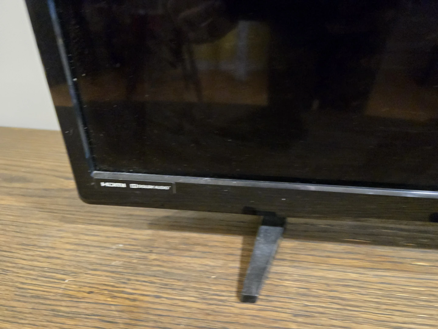 Sanyo Roku TV 32 Inches. - photo 3