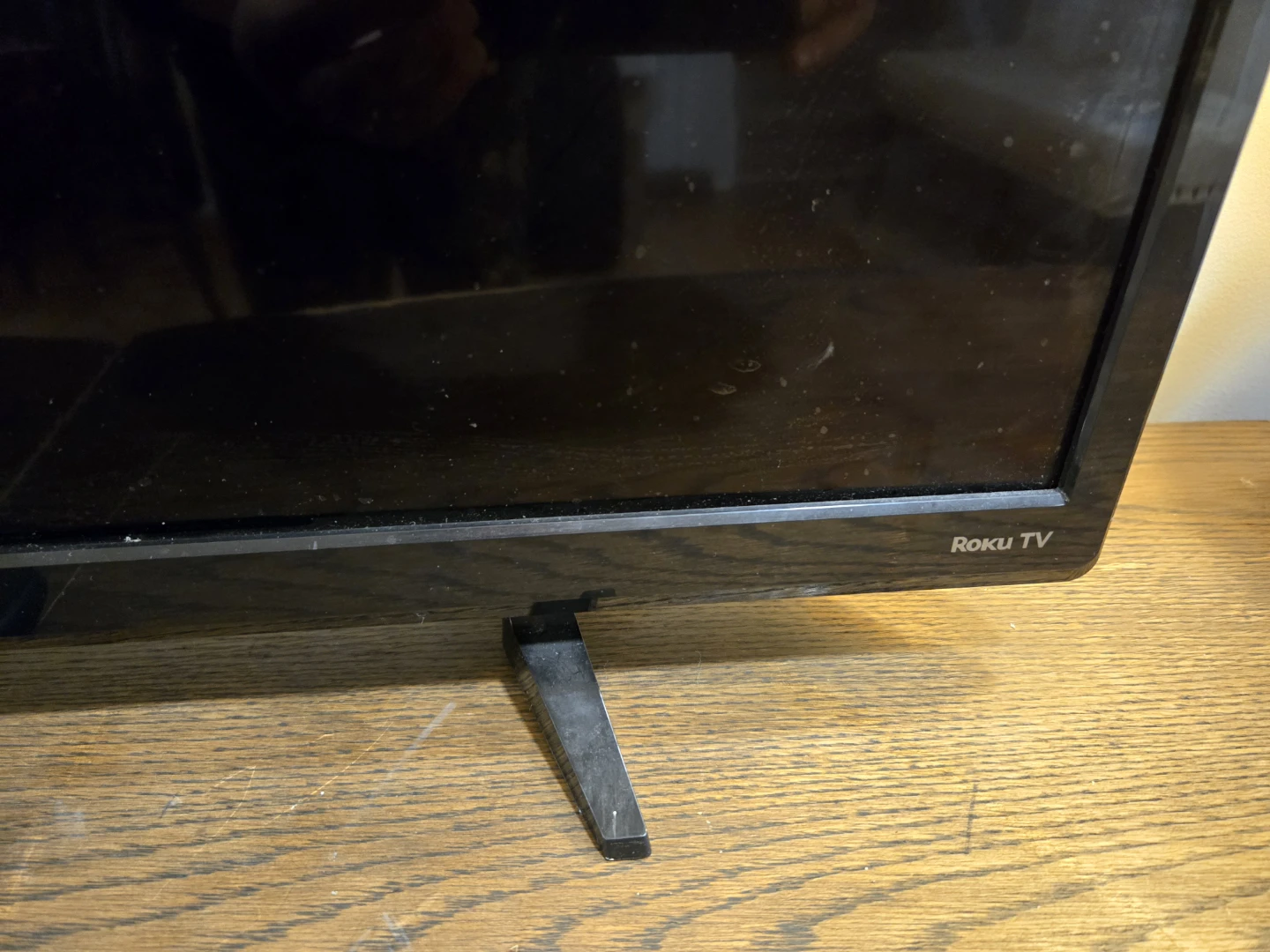 Sanyo Roku TV 32 Inches. - photo 4