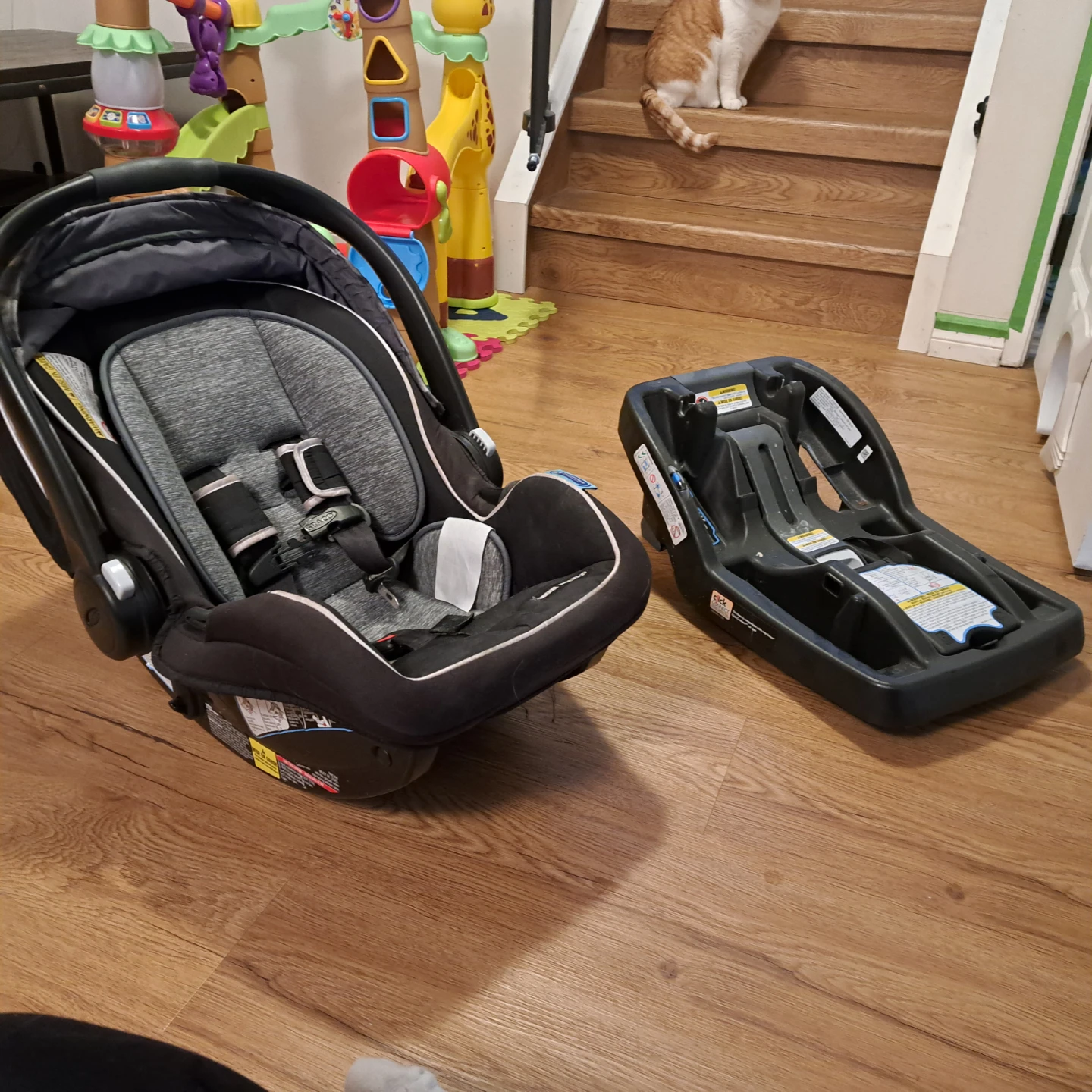 Graco SnugRide Infant Car Seat with TWO (2) Bases