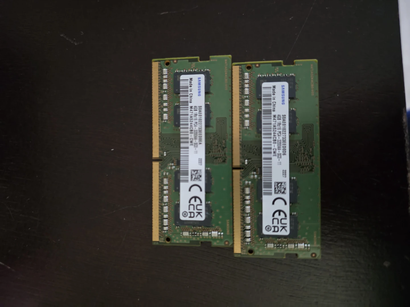 2x Samsung 4GB PC4-3200AA RAM Modules