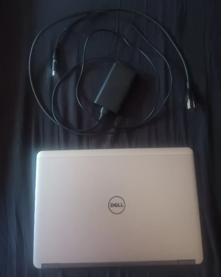 Dell Latitude E7440 Laptop