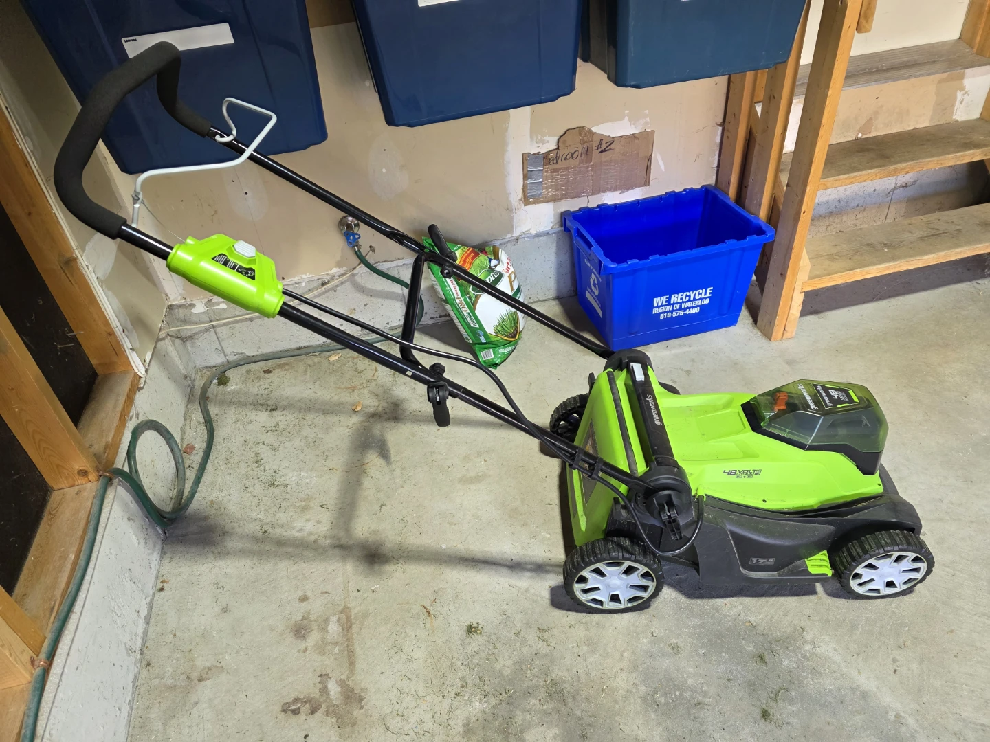 Greenworks 24V Cordless Electric Lawn Mower - photo 2