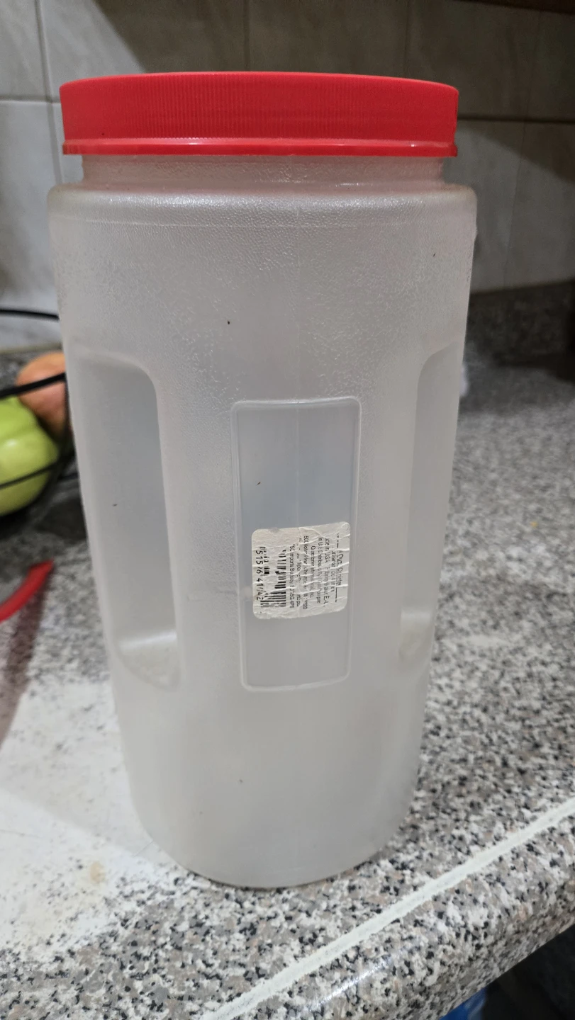 1 Gallon Container with Red Lid - photo 2