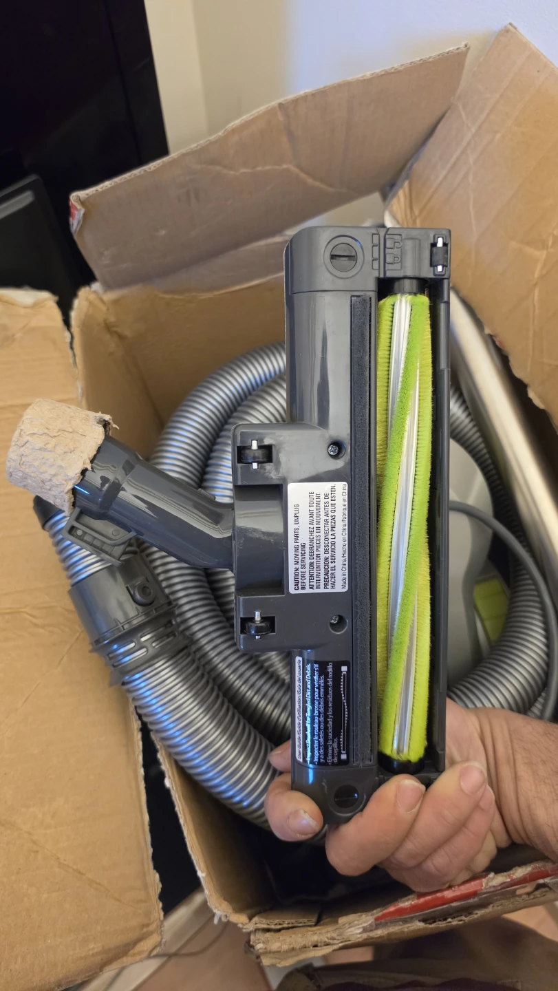 Brand new hoover Hardwood vacuum - photo 2