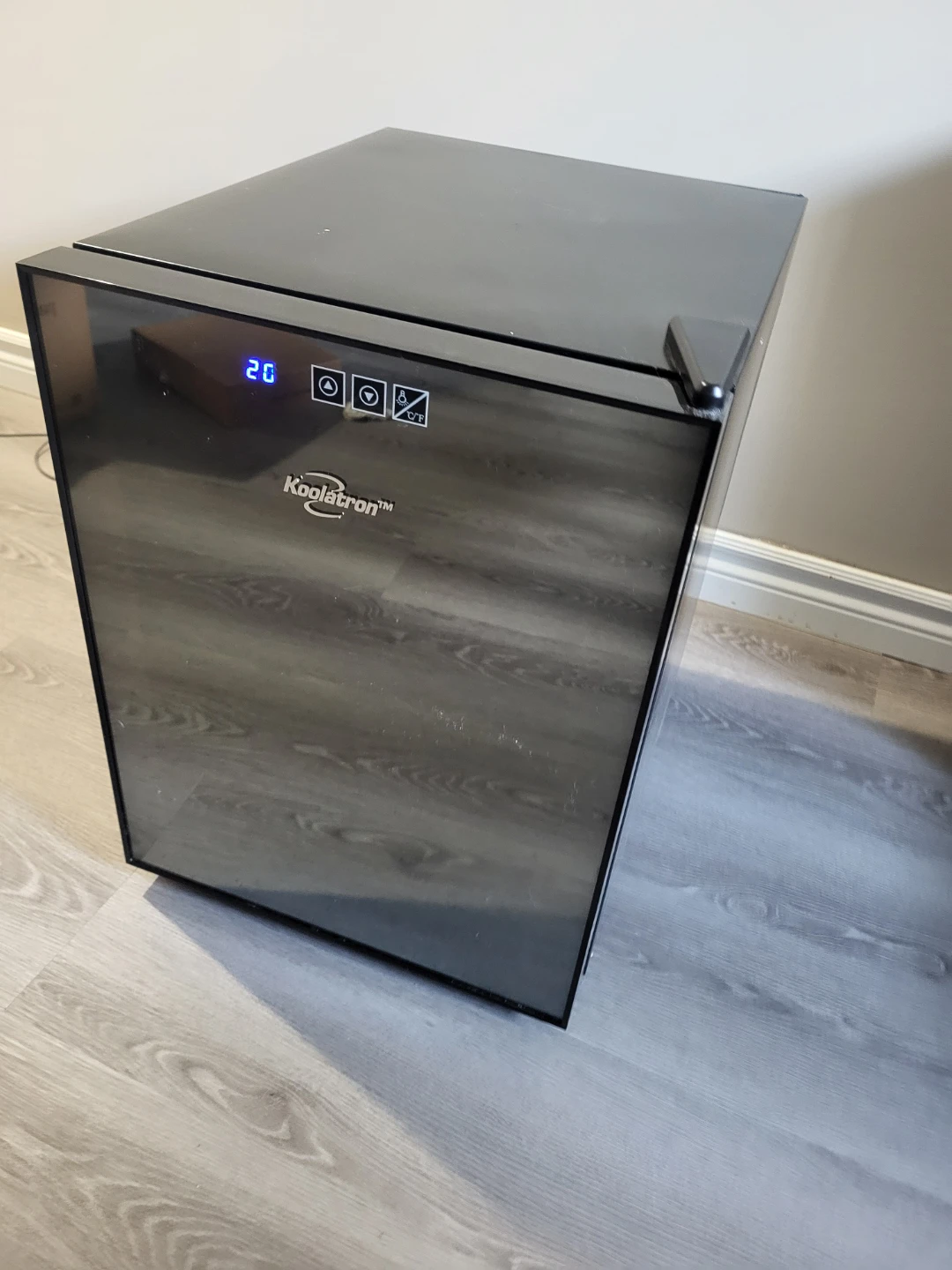 Koolatron Wine Cooler - photo 2