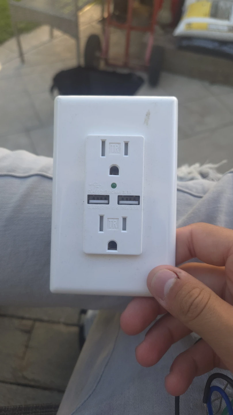 White Outlet with Dual USB Ports