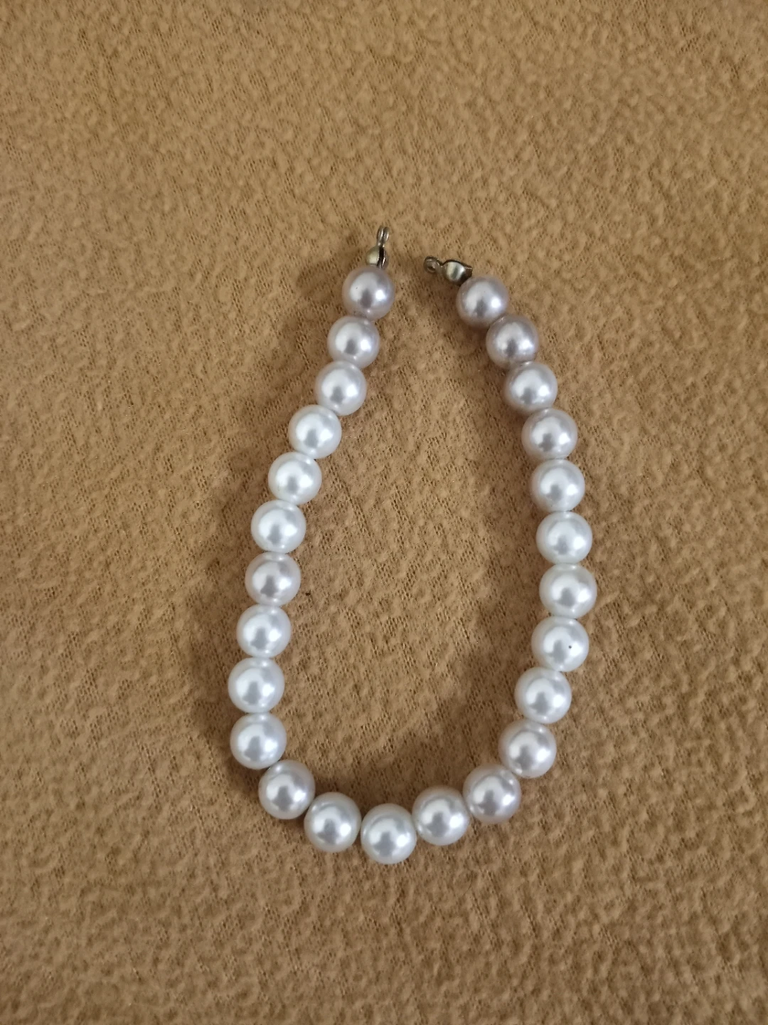 Pearl bracelet