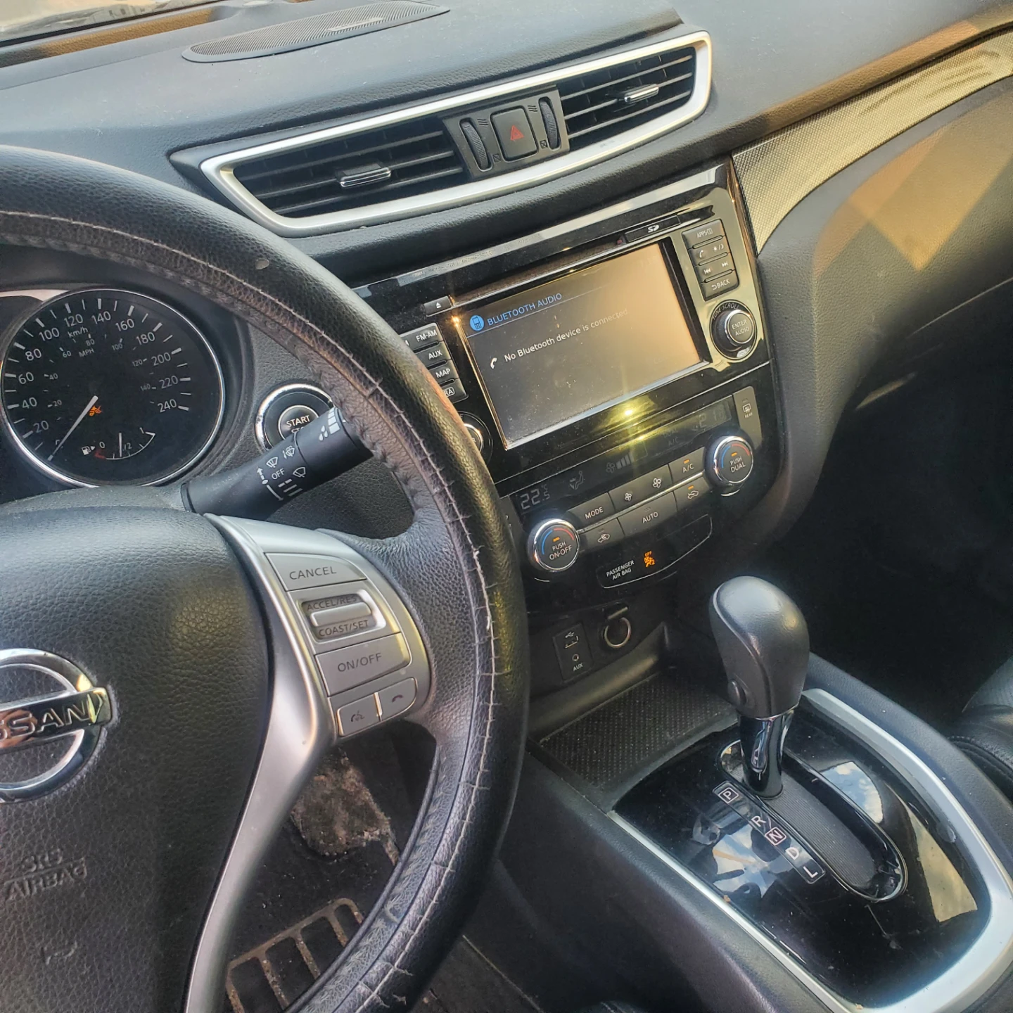 Nissan Rogue - photo 2